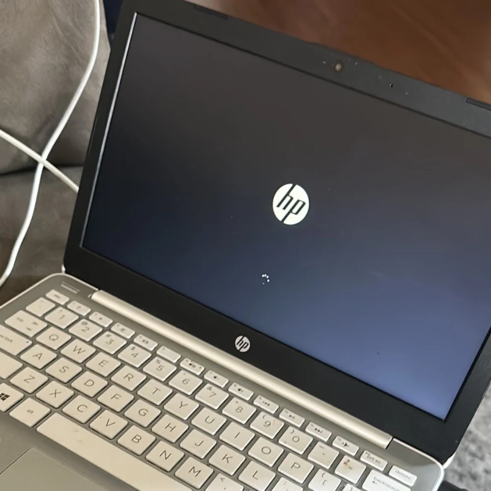 HP LABTOP GREAT CONDITION